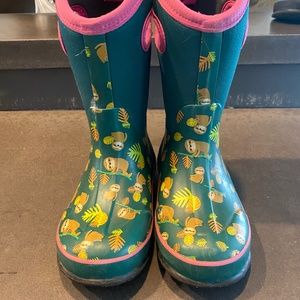 Bogs Kids Snow Boots - Size 13